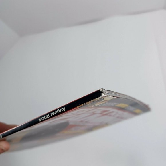 Electronic Gaming Monthly Magazine Portable War PSP Vs DS 181 Aug 04 *MINOR WEAR - Picture 9 of 14